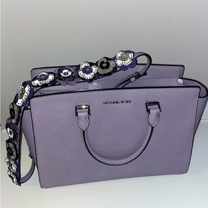 Michael Kors Periwinkle Purse with free silver bracelet